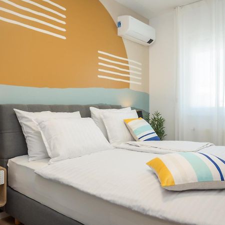 Family & Friends Pula - Top Floor - Free Parking Exterior foto